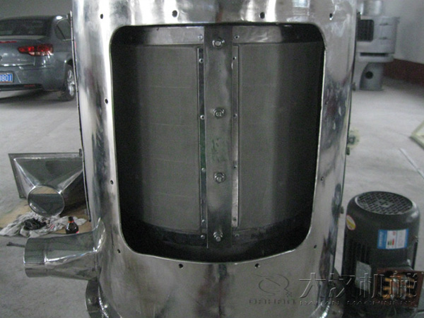 氣流篩采用的是垂直篩網,